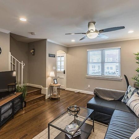 Beautiful 3Br 2Ba House With Cozy Backyard By Cozysuites Alexandria Eksteriør bilde