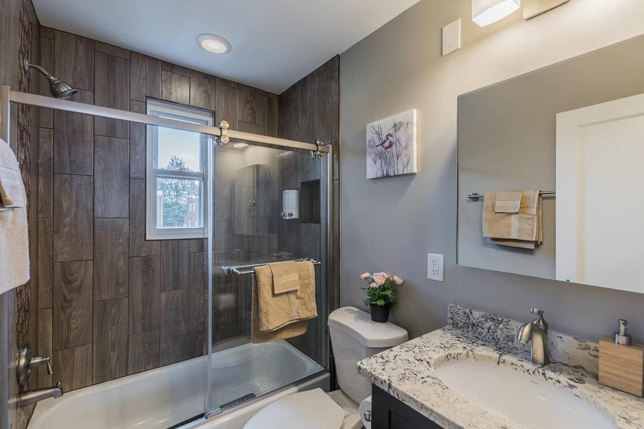 Beautiful 3Br 2Ba House With Cozy Backyard By Cozysuites Alexandria Eksteriør bilde