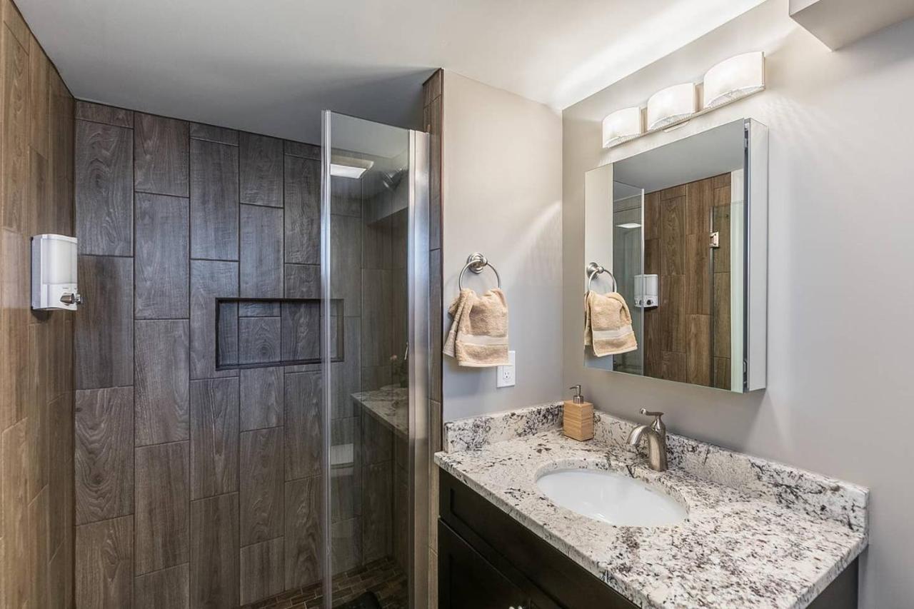 Beautiful 3Br 2Ba House With Cozy Backyard By Cozysuites Alexandria Eksteriør bilde
